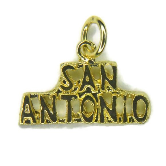 14k Yellow Gold San Antonio Charm Pendant